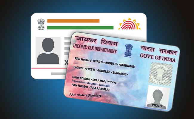 17 crore PAN cards are yet to link with Aadhaar card