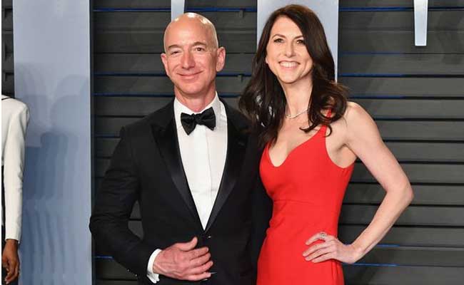 Amazon CEO Jeff Bezos Is Dating Former TV Anchor Lauren Sanchez 