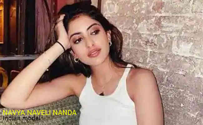 Navya Nanda stuns Insta users with her gorgeous pics with family