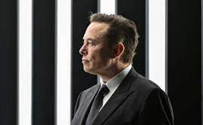 Elon Musk eyes to buy Substack