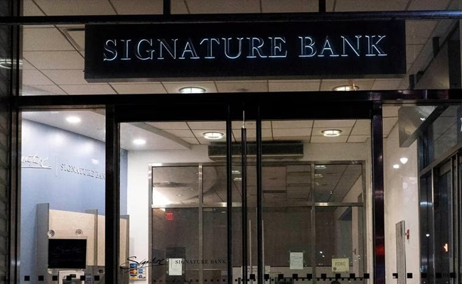 Fed quells fears among SVB, Signature Bank depositors by announcing emergency measures