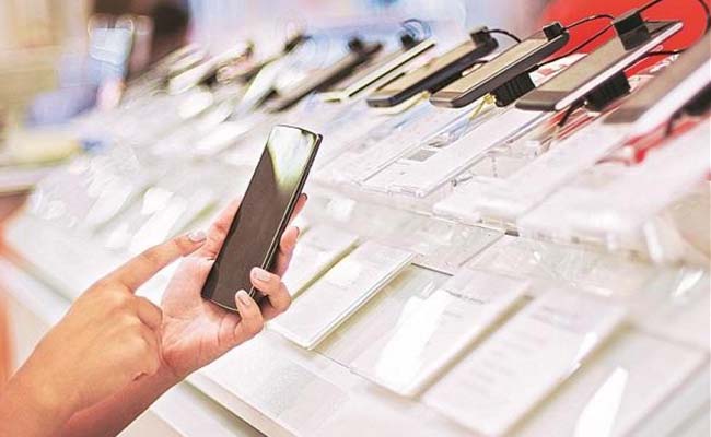 Handset makers pursue on import duty hike cancellation