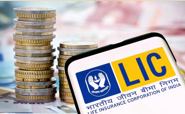 Investors lose Rs 1.4 Lakh Crore after LIC stock hits all-time low