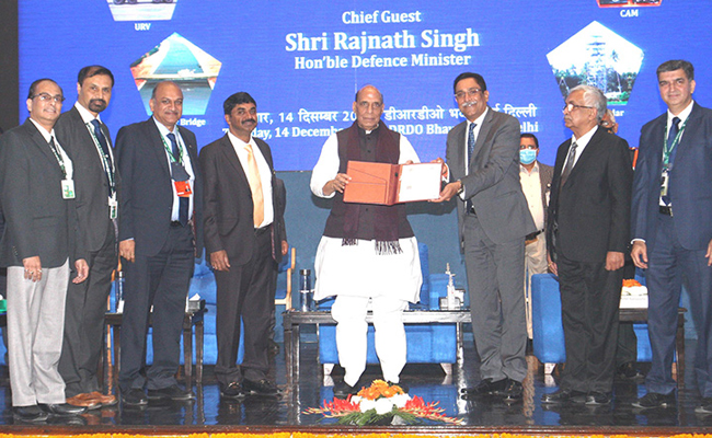 Rajnath Singh hands over DRDO developed products to Armed Forces, emphasizes on development of Hypersonic weapons