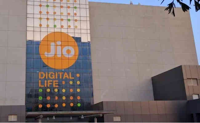 Reliance Industries transfers some debt liabilities of Reliance Jio