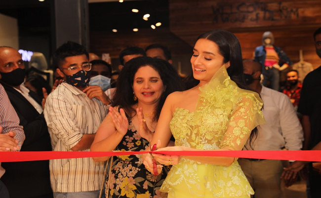 Shraddha Kapoor launches Melorra’s first experience centre in Mumbai