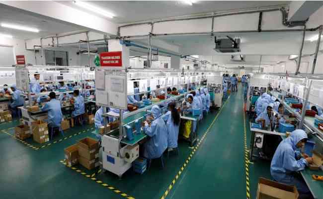Smartphone makers may face tough time to get factories to work once lockdown ends in India