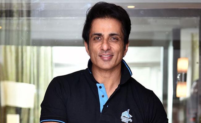 Sonu Sood initiative, COVREG aims to create the world’s biggest volunteer program for COVID-19 vaccination