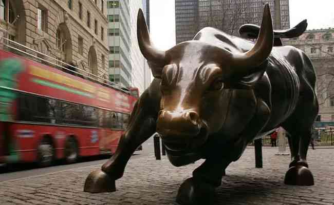 The biggest 1-day gain in 10 yrs, Sensex up 1,921 pts in BSE