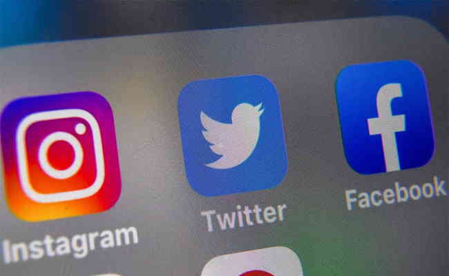Twitter, Facebook fined by a Moscow court over data storage
