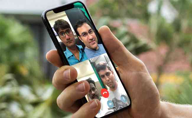 WhatsApp, like Google Duo and Zoom now supports group call