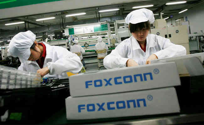 Why Foxconn Trying to sell $8.8 billion China plant?